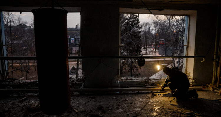 Presidente Zelenski confirma ataque masivo con drones contra Kiev