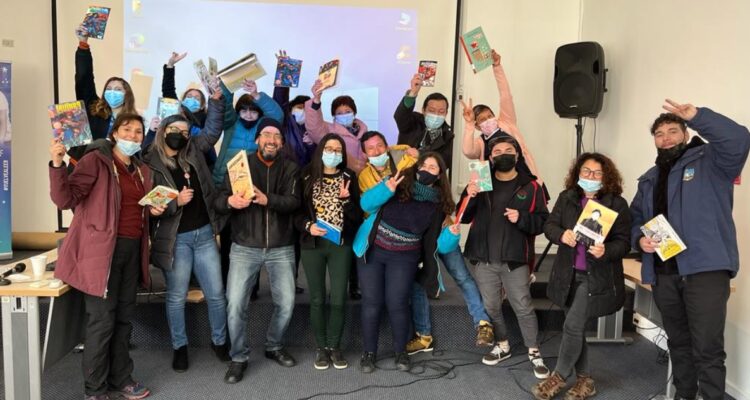 ¿Educación escolar con historietas? Chilenos promueven el cómic como herramienta de enseñanza