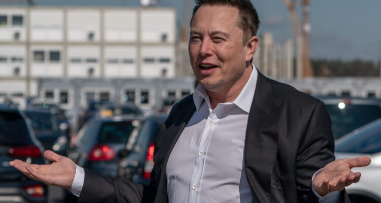 Elon Musk abrió encuesta en Twitter para saber si debería abandonar la red social