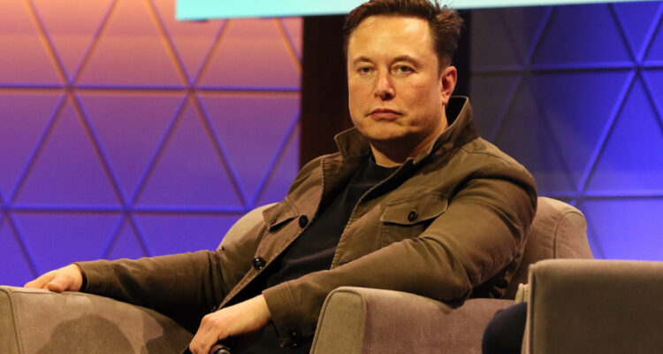 Twitter anula suspensión de periodistas