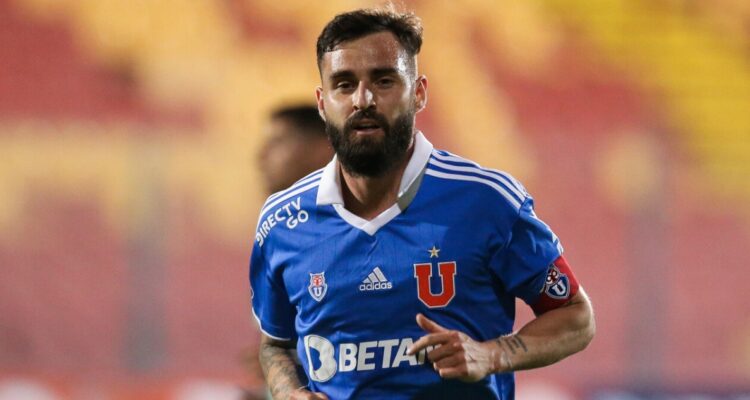 Futbolista Luis Felipe Gallegos sufre encerrona en Macul