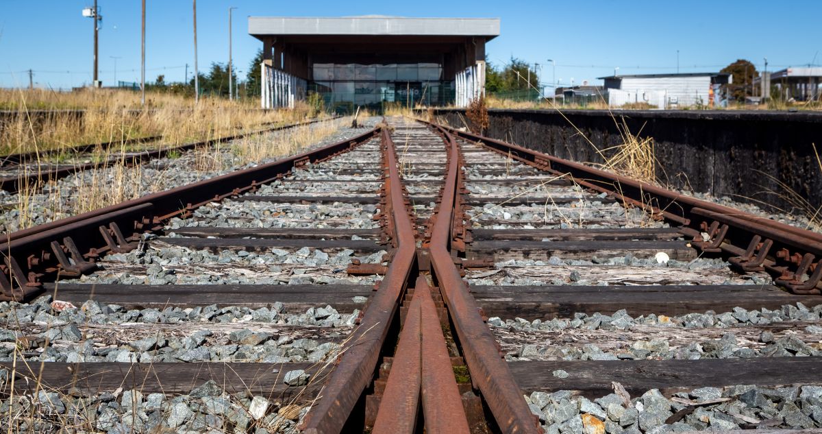 El polémico tren al sur: cómo se diluyeron US 1.140 millones en EFE durante el gobierno de Lagos