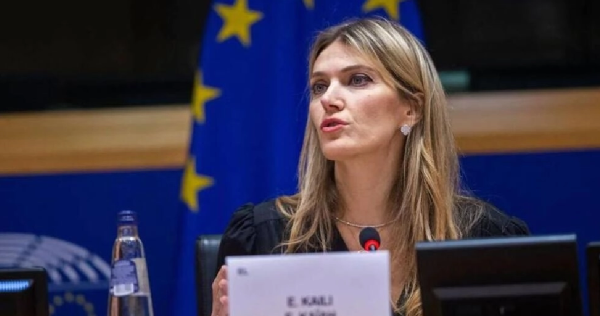 Suspenden a vicepresidenta del Parlamento Europeo detenida por corrupción