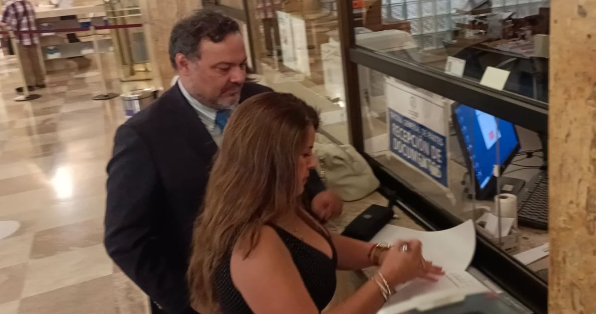 Exseremi de Desarrollo Social recurre a Contraloría para indagar a Tohá, Jackson y Martínez