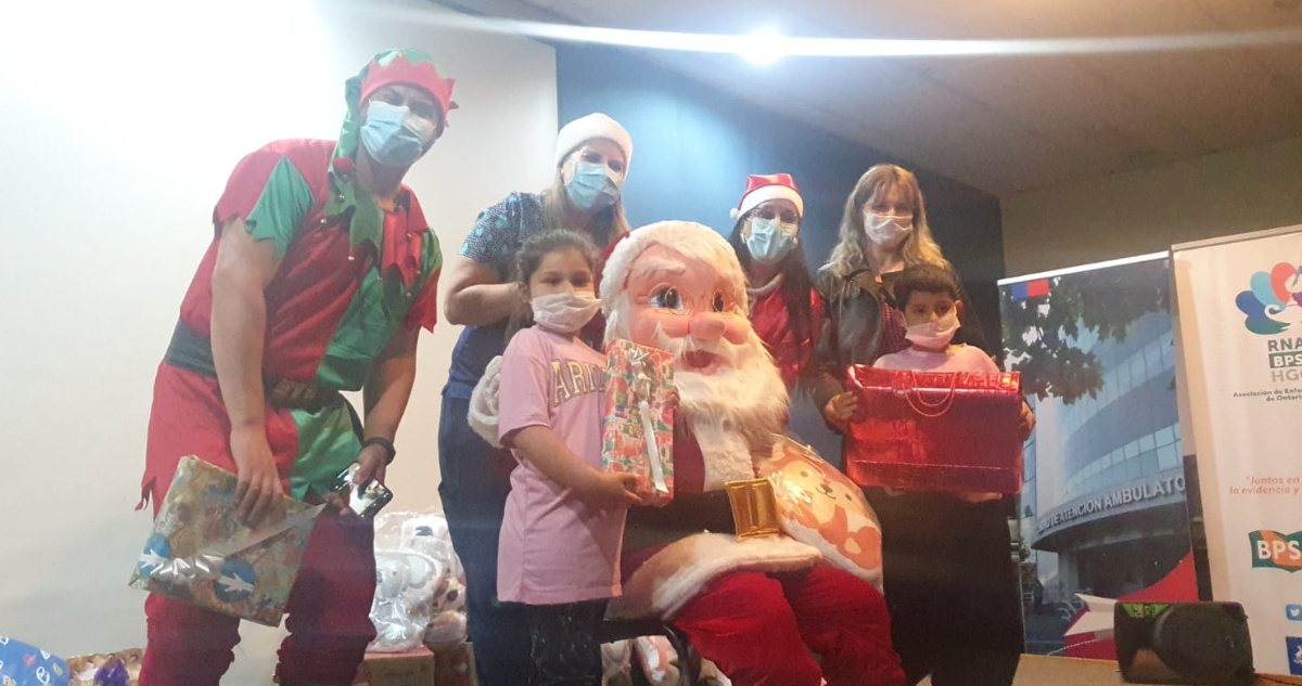 Fiesta navideña en Hospital Regional