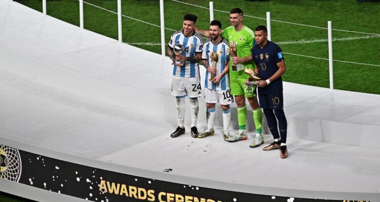 FIFA entregó sus premios a los mejores del Mundial