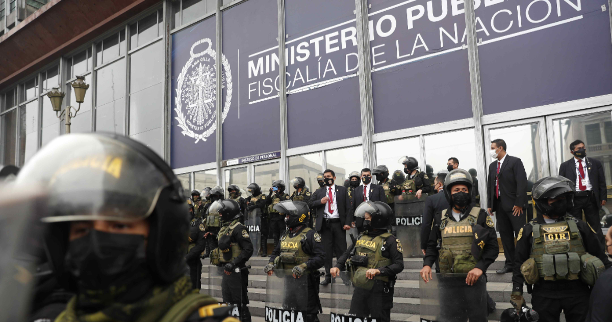 Fiscal de la Nación en Perú pide respetar la Constitución, el Estado de derecho y la democracia