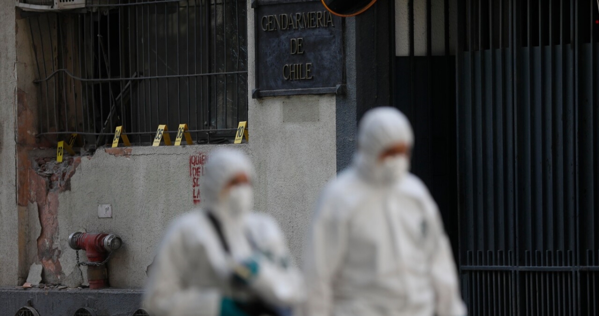 Este viernes será formalizado el detenido por bomba que explotó en Dirección Nacional de Gendarmería