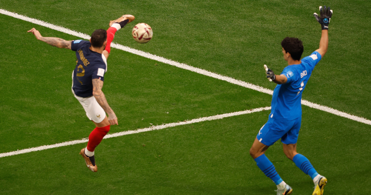 Francia golpea primero en la semifinal ante Marruecos.