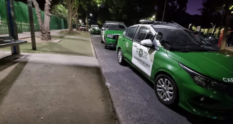 Detienen a hombre por apuñalar a su pareja y al hijo de ella en Las Condes: niño tiene 3 años