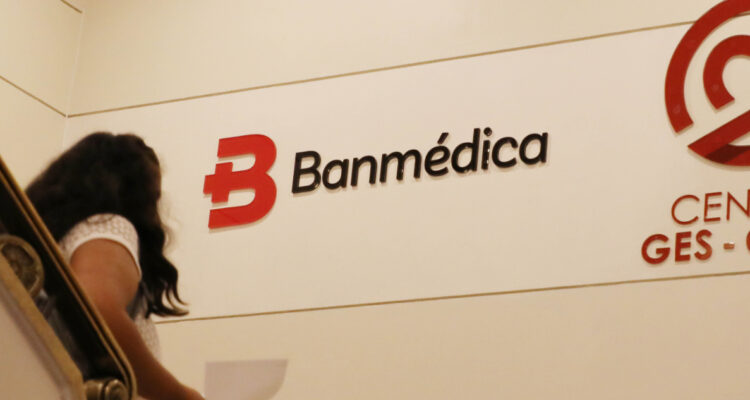 Isapres han despedido a casi 1.500 trabajadores desde septiembre del 2021