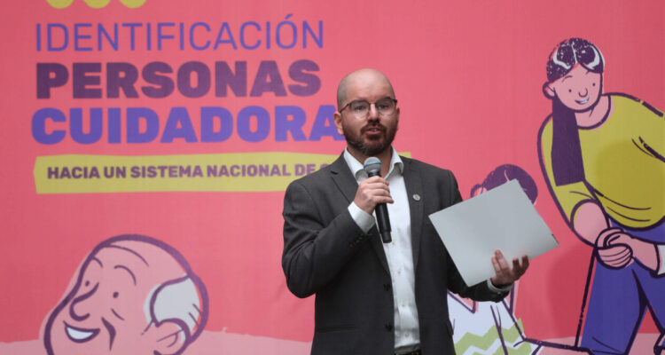 Republicanos evalúan AC contra ministro Jackson por polémica con exseremi de Desarrollo Social RM