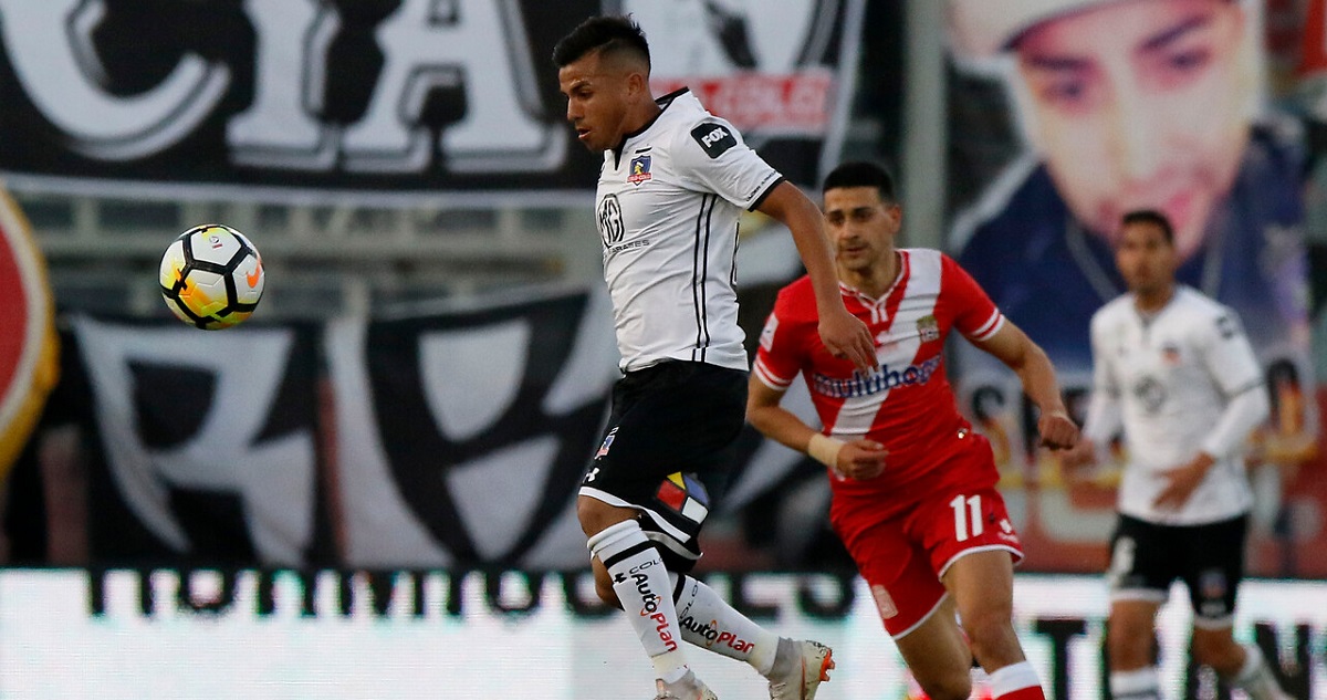José Aguilera jugando por Colo Colo.