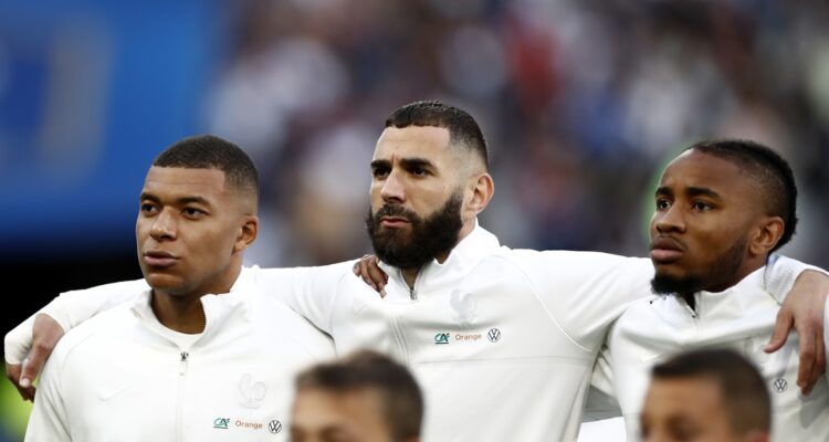 Karim Benzema sí pudo decir presente en Qatar 2022, dijo su representante.