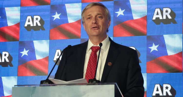 José Antonio Kast y acuerdo constitucional: “No es una segunda oportunidad, es un segundo error”