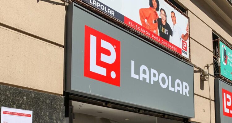 La Polar desconoce acción de Conadecus por autorizaciones de ventas de prendas: “Sería improcedente”