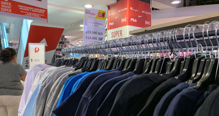 La Polar califica de irresponsable, apresurada e injustificada la demanda colectiva del Sernac