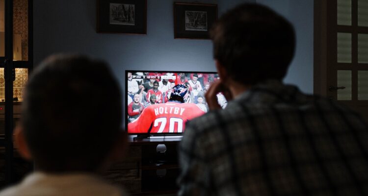 Profesor comparte preocupante respuesta de padre al hablarle de su hijo