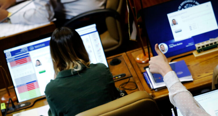 Cámara de Diputados despachó Ley Miscelánea de Educación que permitirá implementación de los SLEP