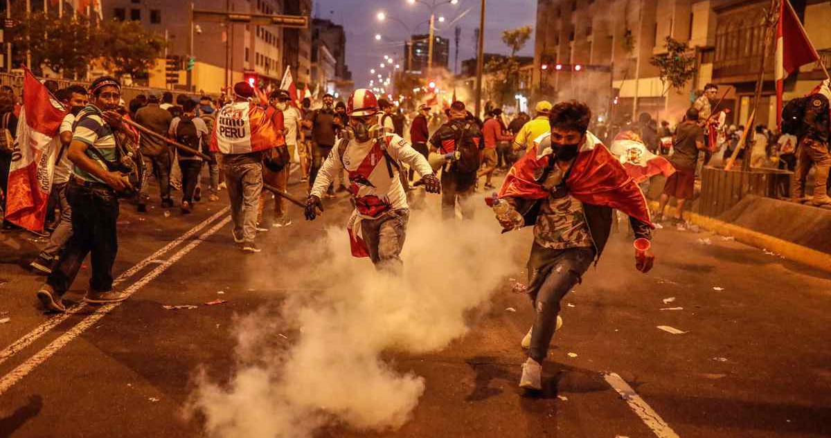 Aumentan a dos los fallecidos durante protestas tras destitución de Pedro Castillo