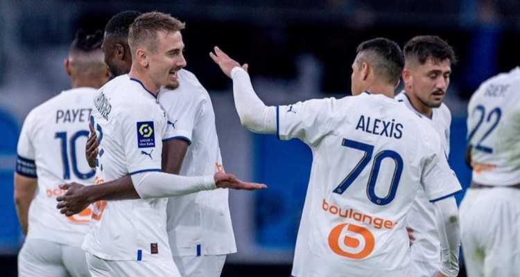 El Olympique de Marsella comenzó con todo el retorno a la Ligue 1.