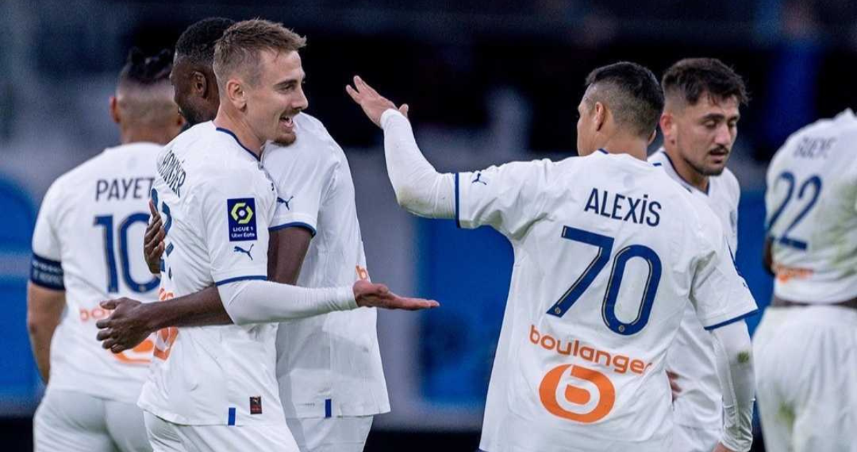 El Olympique de Marsella comenzó con todo el retorno a la Ligue 1.