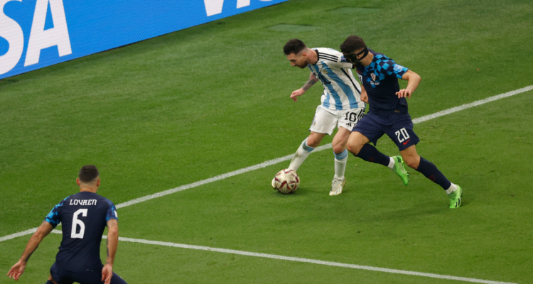 Lionel Messi deslumbra al mundo con su estupenda jugada ante Gvardiol.