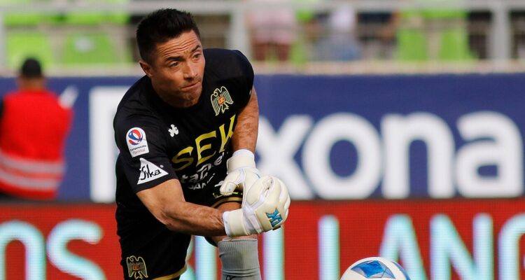 Miguel Pinto se convirtió en nuevo arquero de Coquimbo Unido.