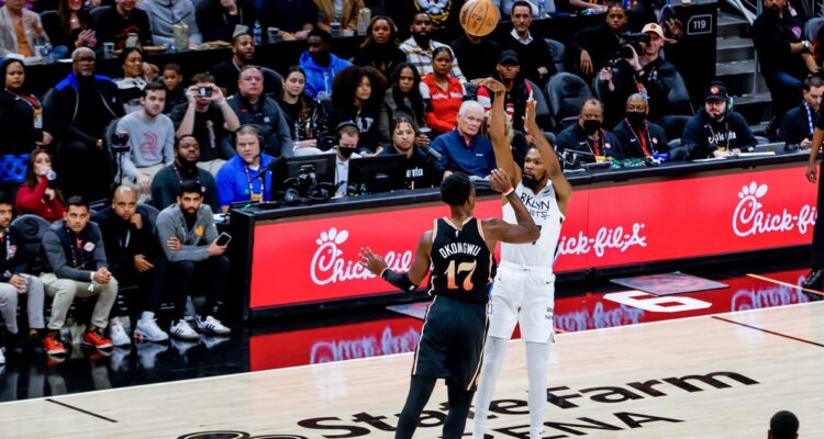 Los Nets sumaron su décimo triunfo al hilo en la NBA.