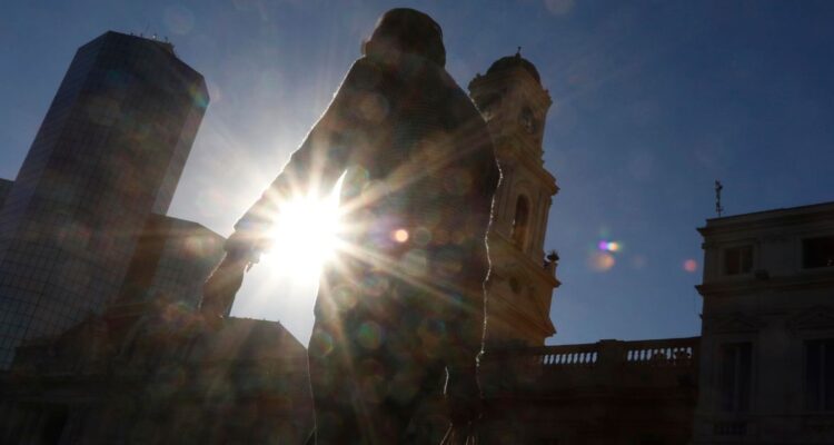 Meteorología emite Aviso Agrometeorológico para 7 regiones de Chile altas temperaturas y ola de calor