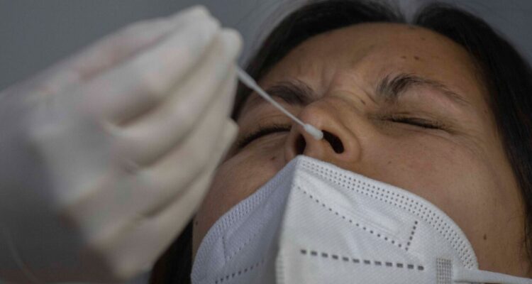 ¿Fin a la pandemia?: OMS contempla término de emergencias del covid-19 para 2023