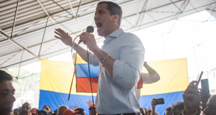 Oposición venezolana da un paso de eliminar el “gobierno interino” de Juan Guaidó