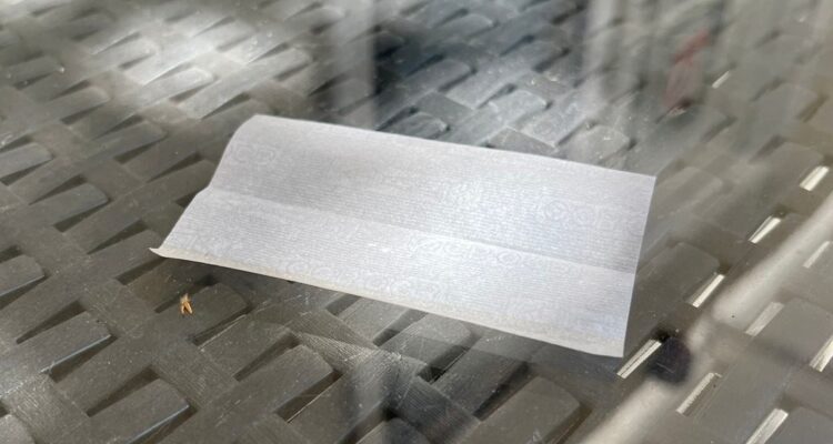 La clave fue un papelillo: Corte Suprema anula juicio contra acusado de portar arma semiautomática