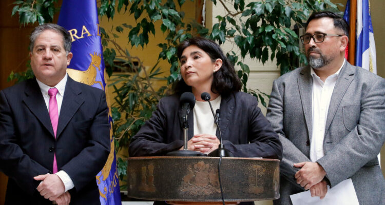 Diputados Ahumada, Pino y Arroyo anuncian renuncia al Partido de la Gente