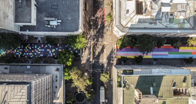Revisa cómo avanza la colorida intervención de la extensión del Paseo Bandera