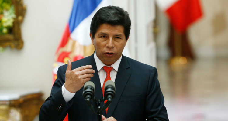 Congreso vota pedido de destitución de presidente Castillo: mandatario niega acusación de corrupción