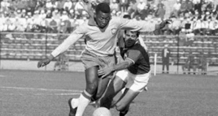 Pelé jugando en el Mundial de Chile 1962.