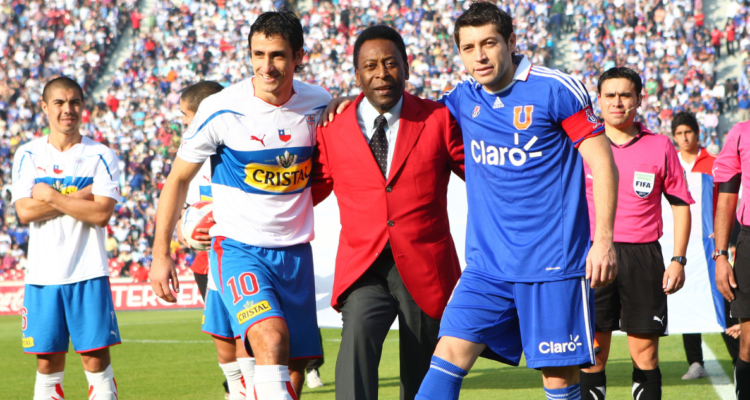 El día en que Pelé visitó y presenció un Clásico Universitario.
