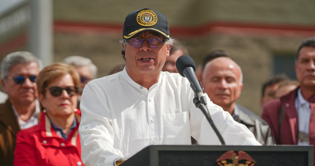 Petro anuncia aumento del sueldo mínimo en Colombia para hacer frente a la inflación