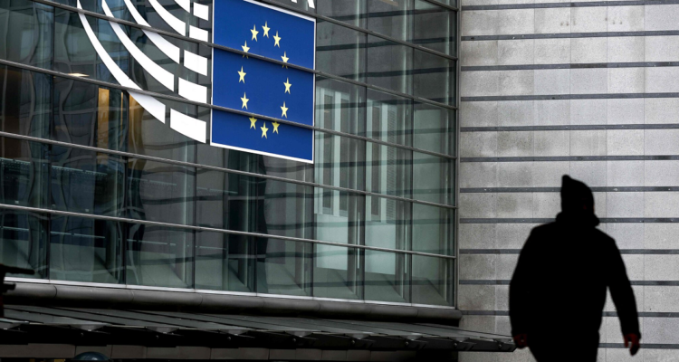 Detenido por ‘Qatargate’ implica a eurodiputado a cargo de vínculos con Marruecos