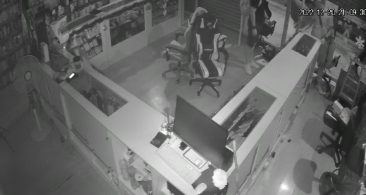 Los pillaron con las manos en la masa: seis detenidos en Talagante tras robo en tienda tecnológica