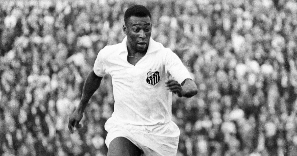 Santos lucirá un nuevo escudo como homenaje a ‘O Rei’ Pelé.