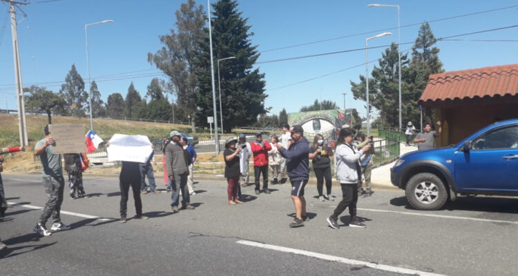 Comunidades mapuches exigen renuncia de seremi de Obras Públicas de La Araucanía