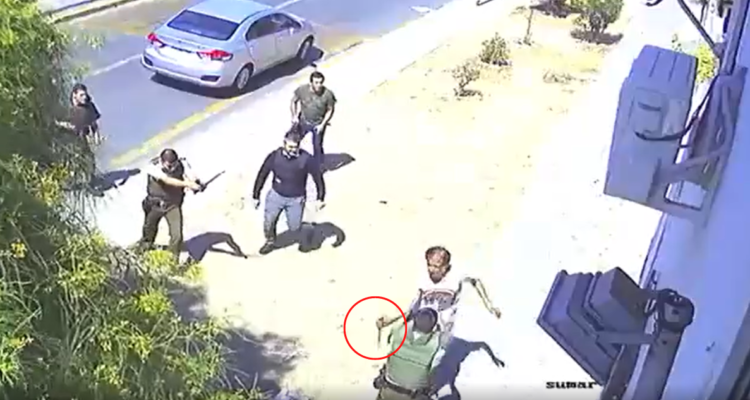 sujeto habría amenazado con arma balnca