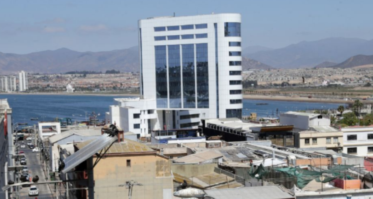 tesorera de sindicato desaparece con 17 millones