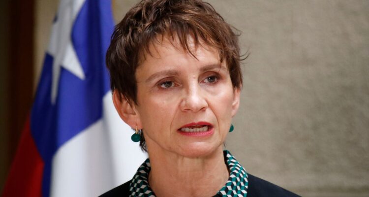 Tohá asegura que “no hay plan de otros indultos” y pide a la oposición retomar mesa de seguridad