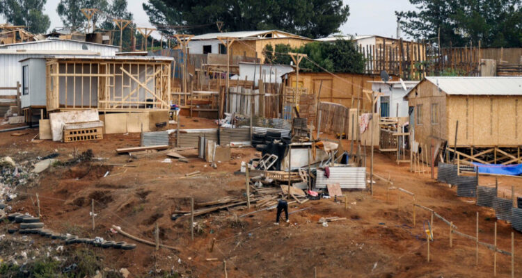 Formalizan a 28 familias que se tomaron terreno en Michaihue: tribunal rechazó desalojarlas