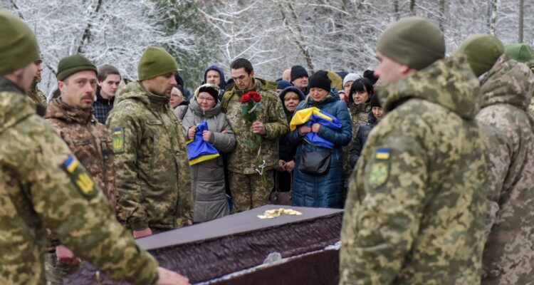 Un funeral para soldados ucranianos.
