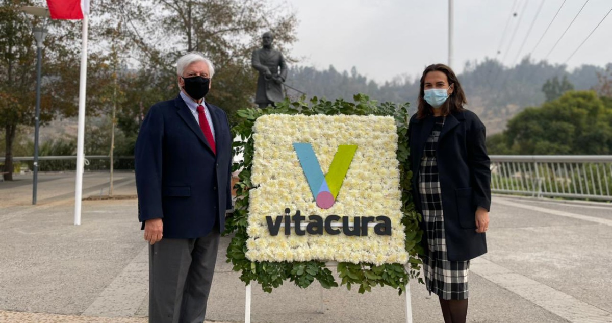 Vitacura se querella contra Torrealba y su círuclo de confianza