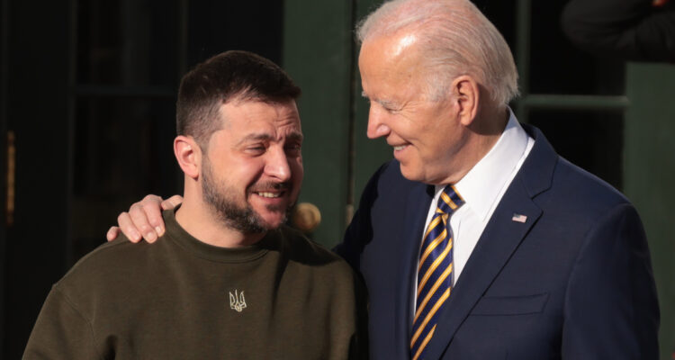 Volodimir Zelenski llega a la Casa Blanca para reunirse con Joe Biden